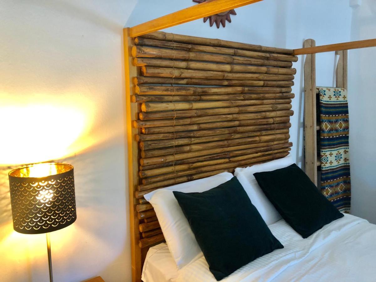 Nautilus Lodge Puerto López 外观 照片