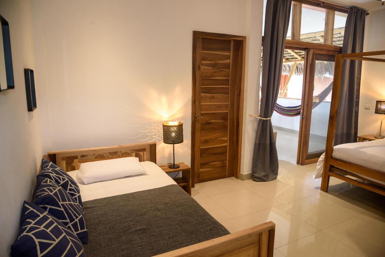 Nautilus Lodge Puerto López 外观 照片